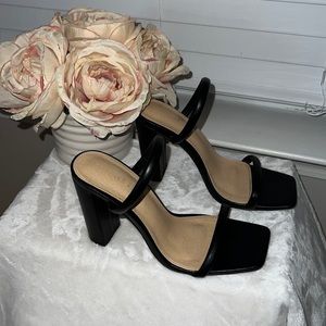 Black Forever 21 Heels size 7